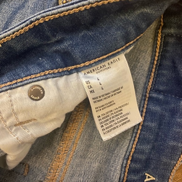 Medium Wash High Waisted American Eagle Shorts - Picture 2 of 3